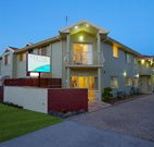 Martys at Little Beach - Accommodation Bookings