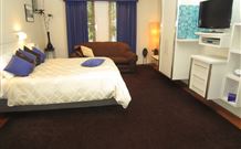 Retreat At Froog-Moore Park - Tamworth - Accommodation Bookings 4