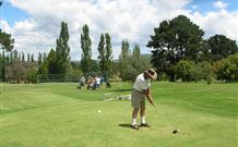 Tenterfield Golf Club And Fairways Lodge - Tenterfield - Accommodation Bookings 4