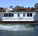 Dolphin Houseboat Holidays - Accommodation Bookings