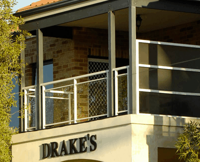 Drakes Apartments With Cars - Accommodation Bookings 2