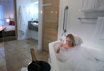 Novotel Twin Waters Resort - Accommodation Bookings 2