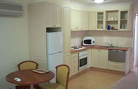 Charlotte Apartments - Accommodation Bookings 3