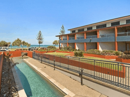 Lennox Point Holiday Apartments - thumb 2
