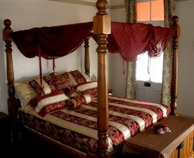 Royal Private Hotel - Accommodation Bookings 2