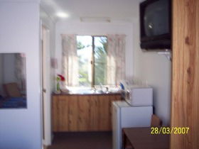 Killarney Sundown Motel And Tourist Park - Accommodation Bookings 3