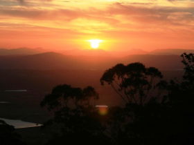 Avocado Sunset Bed And Breakfast - Accommodation Bookings 1
