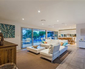 Malibu Shores At Vogue Holiday Homes - Accommodation Bookings 1