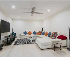 The Tropics At Vogue Holiday Homes - Accommodation Bookings 3