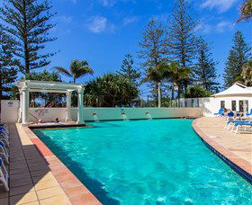Mantra Coolangatta Beach - Accommodation Bookings 1