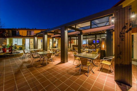 Alpha Canberra Hotel And Apartments - Accommodation Bookings 5