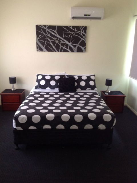 Garunya Executive Townhouse - Accommodation Bookings 3