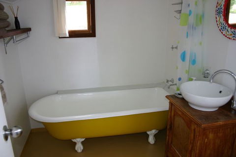 Kilfeacle Farm Cottage - Accommodation Bookings 3