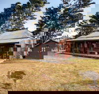 The Pines Cottage - Accommodation Bookings
