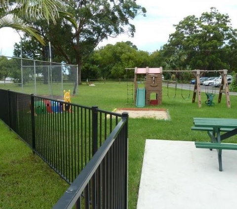 Riverside Holiday Park - Accommodation Bookings 2