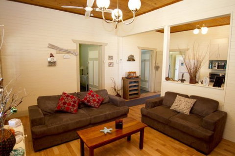 Anderl's Beach Cottage - Accommodation Bookings 2