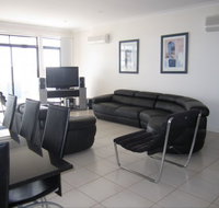 The Waterfront Dolphin - Accommodation Bookings