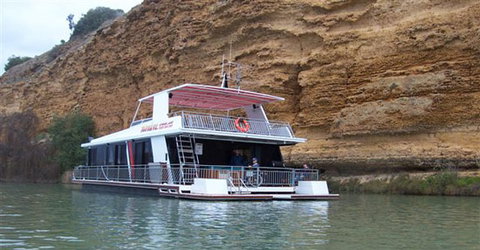 Takeme2 Houseboat - Accommodation Bookings 1