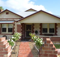 Two Cow Cottage Bed and Breakfast - Accommodation Bookings