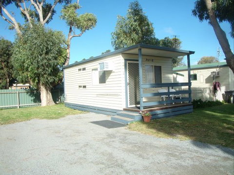 Elliston Waterloo Bay Tourist Park - Accommodation Bookings 9