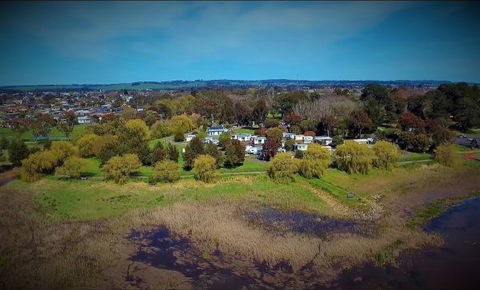Lake Colac Caravan Park - Accommodation Bookings 2