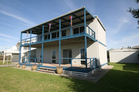 LJ Hooker Goolwa Holiday Rentals - 25 Barrage Road, Goolwa South - Accommodation Bookings 0