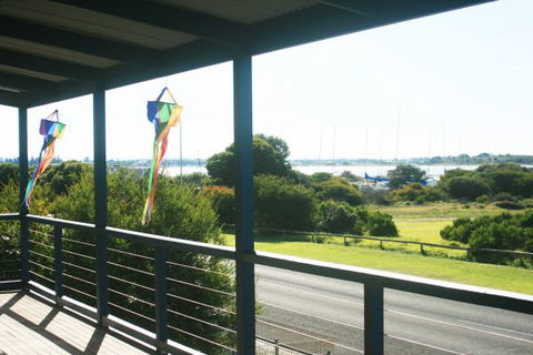 LJ Hooker Goolwa Holiday Rentals - 25 Barrage Road, Goolwa South - Accommodation Bookings 2