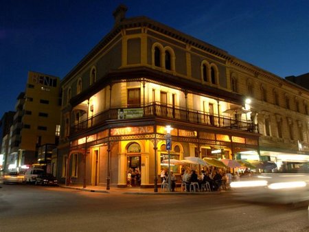 Austral Hotel - Accommodation Bookings 2
