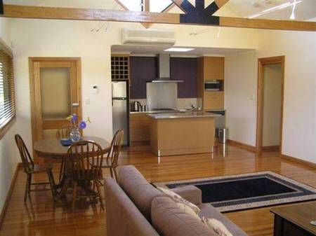 Cuckoo TAS Accommodation Bookings