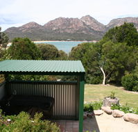 Coles Bay Waterfronters - Accommodation Bookings