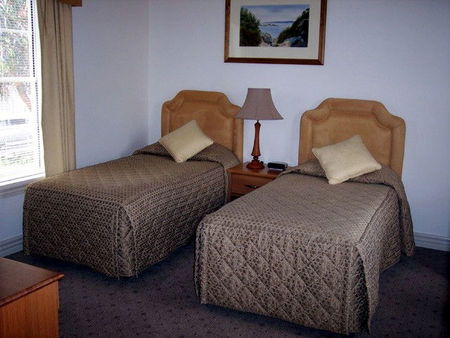  Accommodation Bookings