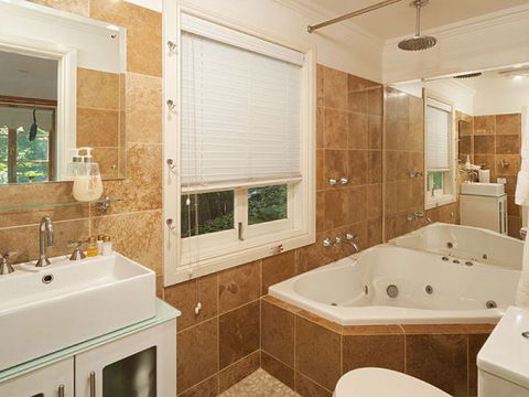 Aldgate Creek Cottage Bed And Breakfast - Accommodation Bookings 3