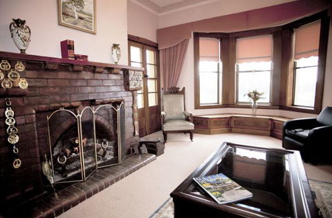 Beauchamp House - Accommodation Bookings 3