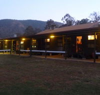 Christmas Creek Cafe and Cabins - Accommodation Bookings
