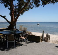 Undercurrent - Accommodation Bookings