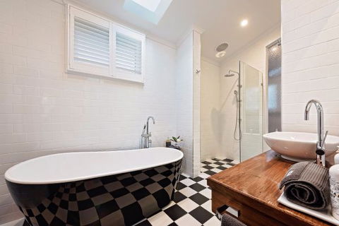 102 On Strath - Accommodation Bookings 4