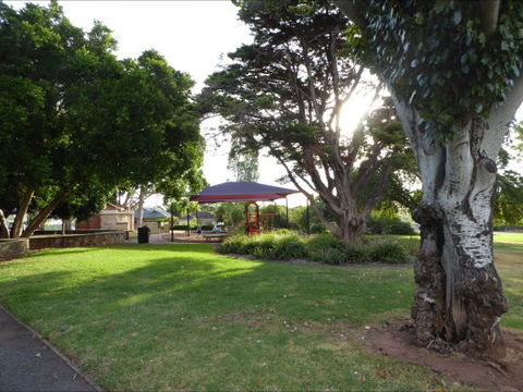 Adelaide Holiday House - Accommodation Bookings 9
