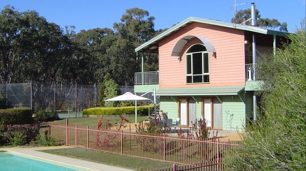 Drummond VIC Accommodation Bookings