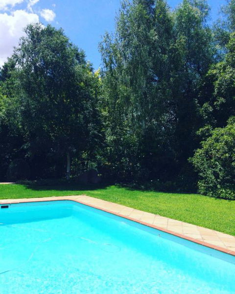 Clifton House And Gardens: Farm Stay Accommodation - Accommodation Bookings 2