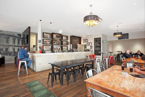 Comfort Inn Western - Accommodation Bookings 6