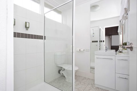 Comfort Inn Western - Accommodation Bookings 8