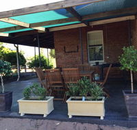 Corryong Holiday Cottages - Sportsview