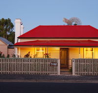 Shurdingtons Cottage - Accommodation Bookings