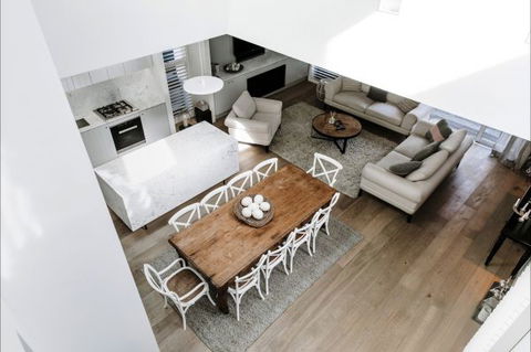 Luxico - Pearce Street - Accommodation Bookings 4