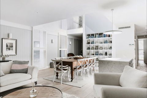 Luxico - Pearce Street - Accommodation Bookings 7