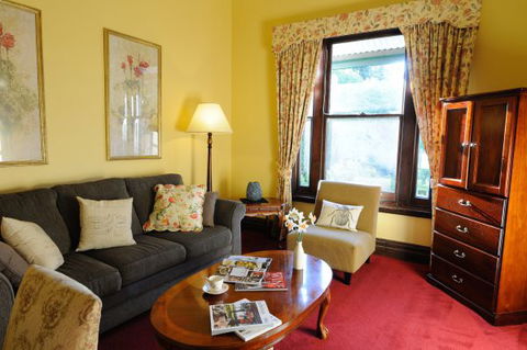 Merrijig Inn - Accommodation Bookings 7