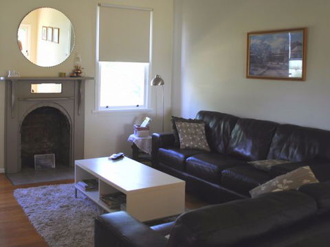 Orange Tree Cottage - Accommodation Bookings 5