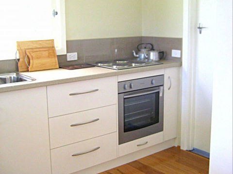 Orange Tree Cottage - Accommodation Bookings 6
