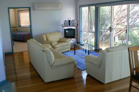 Sandy Point Beach Escape - Accommodation Bookings 2