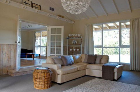 Sweetman Cottage - Accommodation Bookings 1